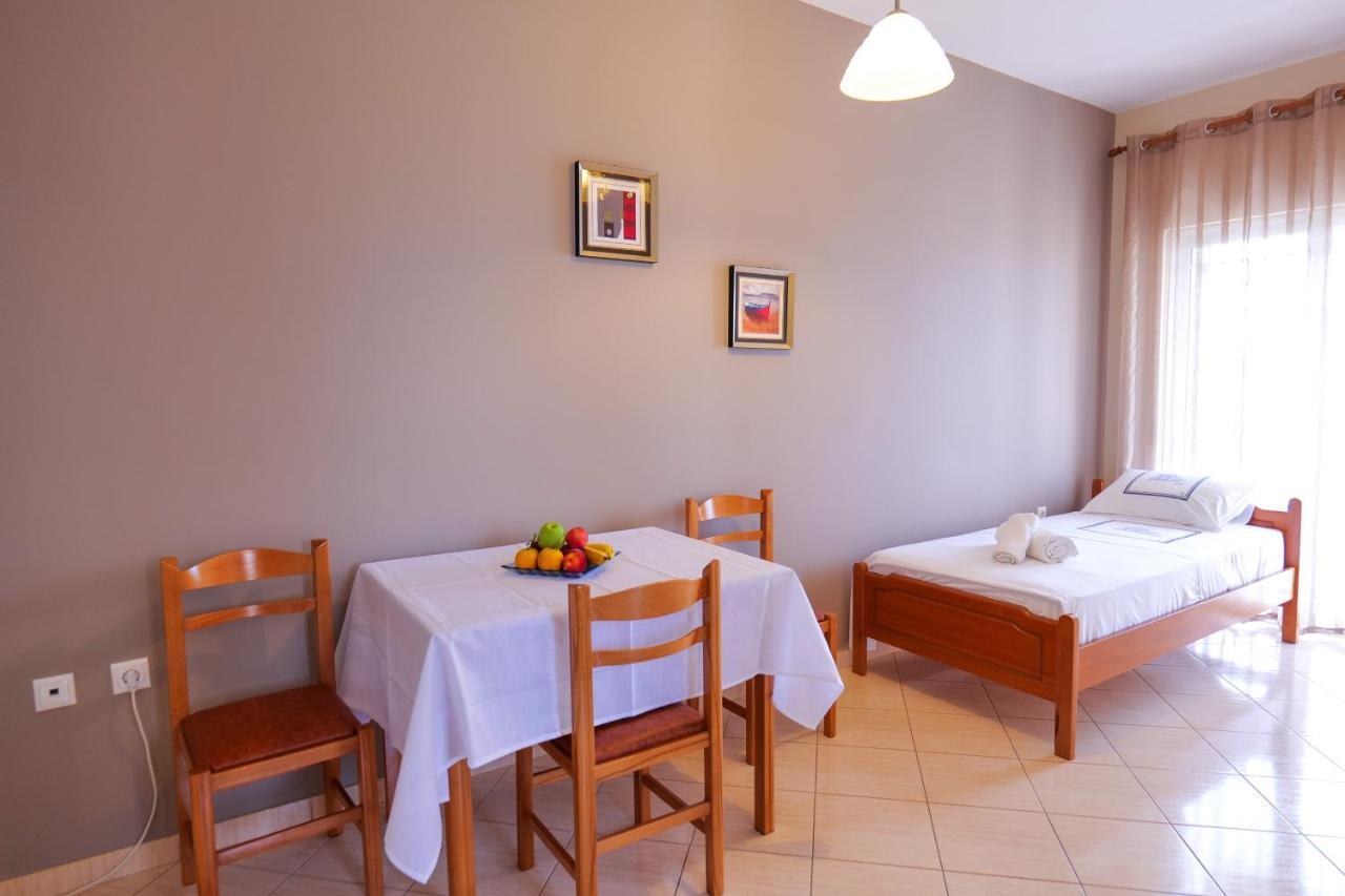 Elidon Apartments Sarandë Esterno foto