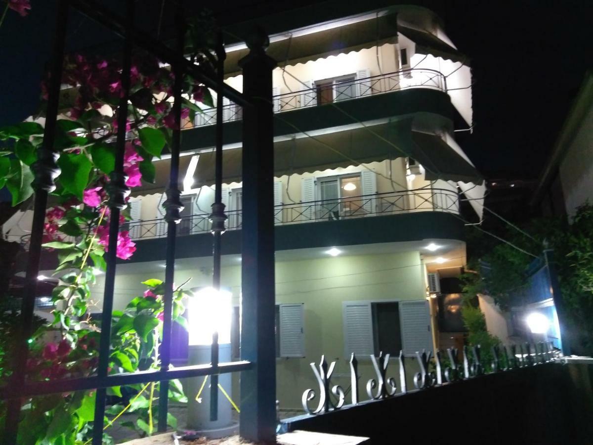 Elidon Apartments Sarandë Esterno foto